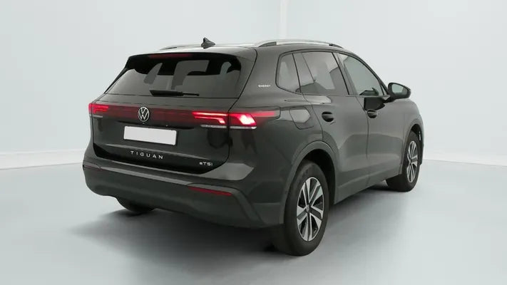 VOLKSWAGEN TIGUAN  1.5 ETSI 131CH DSG7 LIFE PLUS  2025 - 15 864 KM
