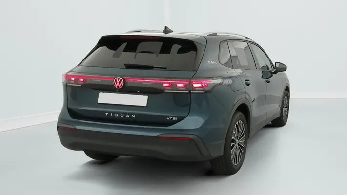 VOLKSWAGEN TIGUAN  1.5 ETSI 131CH DSG7 VW EDITION  2025 - 24 432 KM