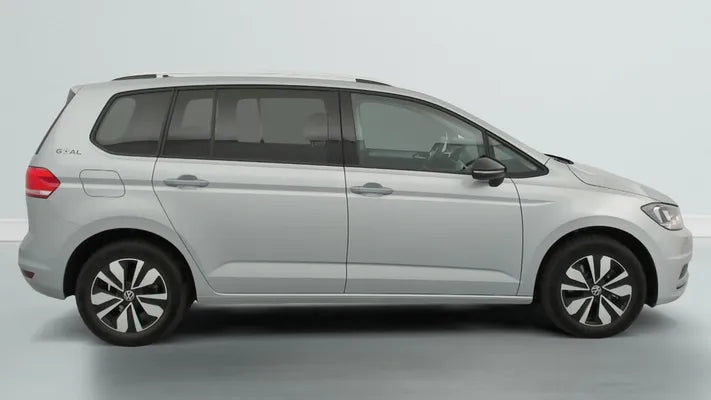 VOLKSWAGEN TOURAN  2.0 TDI 150 DSG7 7PL LIFE PLUS  2025 - 2 850 KM