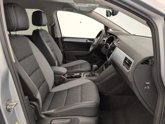 VOLKSWAGEN TOURAN  2.0 TDI 150 DSG7 7PL LIFE PLUS  2025 - 2 850 KM