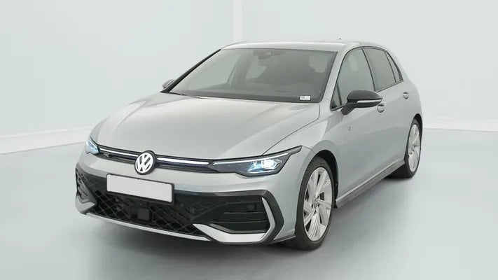 VOLKSWAGEN GOLF  8 2.0 TDI 150 DSG7 R-LINE  2025 - 7 856 KM