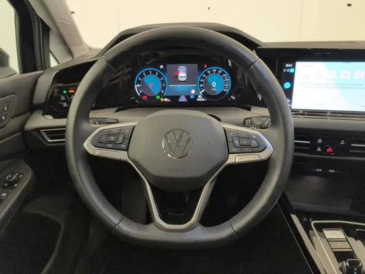 VOLKSWAGEN GOLF  8 1.5 ETSI OPF 130 DSG7 STYLE  2023 - 34 230 KM