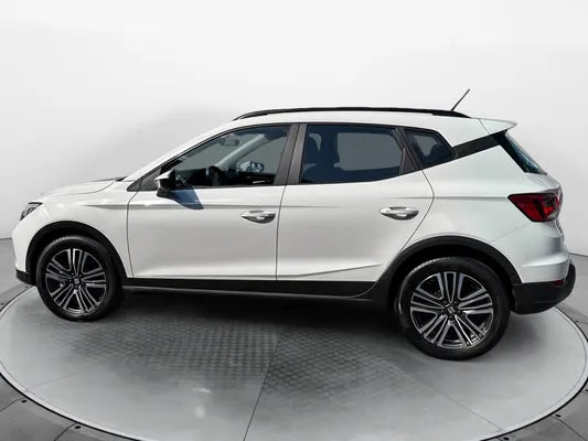 SEAT ARONA  1.0 TSI 95 PS Start-Stopp 5-Gang-Schaltgetriebe COPA