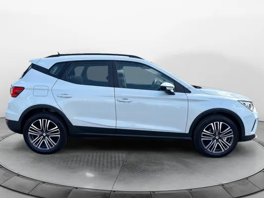 SEAT ARONA  1.0 TSI 95 PS Start-Stopp 5-Gang-Schaltgetriebe COPA