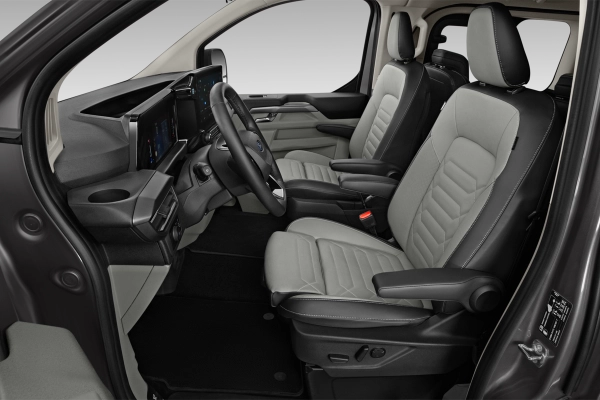 FORD TOURNEO CUSTOM  320 L2H1 2.0 EcoBlue 170 PS 8-Gang-Automatik 4x4 Titanium