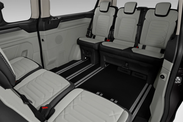FORD TOURNEO CUSTOM  320 L2H1 2.0 EcoBlue 170 PS 8-Gang-Automatik Titanium