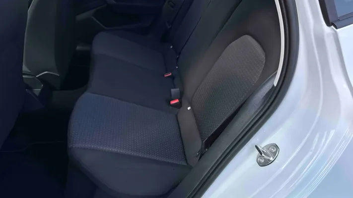SEAT ARONA  1.0 TSI 95 PS Start-Stopp 5-Gang-Schaltgetriebe COPA