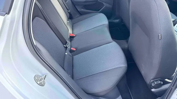 SEAT ARONA  1.0 TSI 95 PS Start-Stopp 5-Gang-Schaltgetriebe COPA