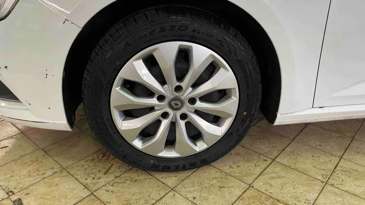 RENAULT MEGANE IV SOCIÉTÉ  Blue dCi 95 Air Nav 2-Türer
