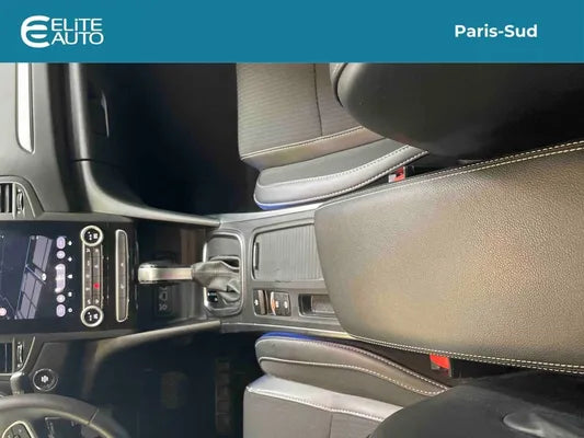 Renault Megane IV Blau Limousine DCI 115 EDC Techno