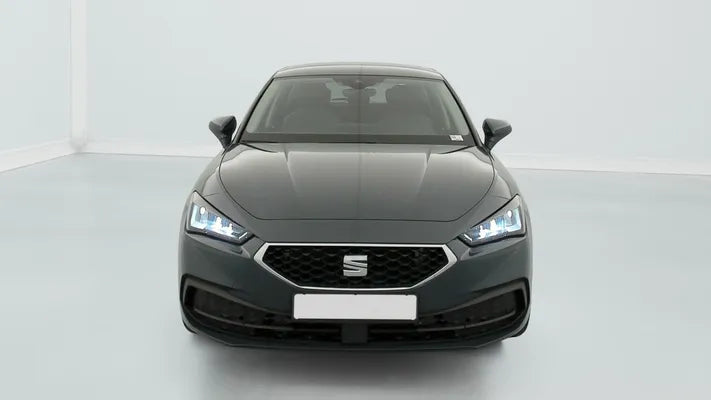 SEAT Leon  1.5 eTSI Hybrid 115 DSG7 Business