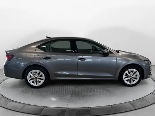 SKODA OCTAVIA  1.5 TSI HYBRID 116 CH ACT DSG7 SELECTION