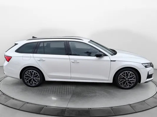 SKODA OCTAVIA COMBI  1.5 TSI HYBRID 150 CH ACT DSG7 SPORTLINE