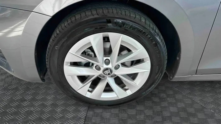 SKODA OCTAVIA  1.5 TSI HYBRID 116 CH ACT DSG7 SELECTION