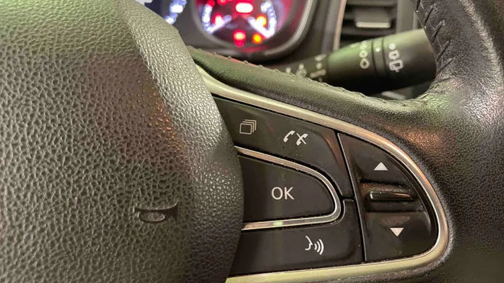 RENAULT MEGANE IV SOCIÉTÉ  Blue dCi 95 Air Nav 2-Türer